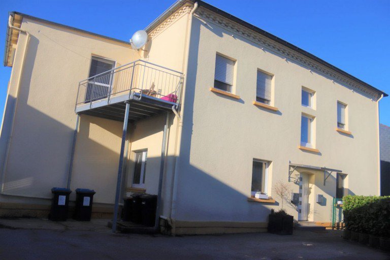 Eine tolle Immobilie Sprockh�vel Zweifamilienhaus Leider schon verkauft: Charmante Stadtvilla